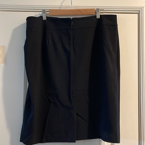 Nine West size 16 skirted suit - Picture 4 of 4